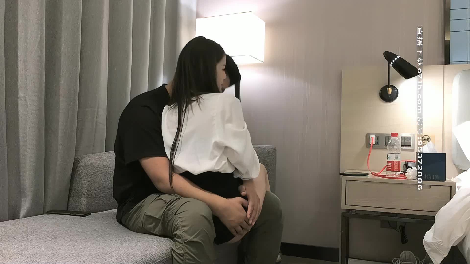 【#小宝寻花】极品女神含苞待放，温柔娇羞小仙女，小宝绝不将就，追求高颜值的路上永不停点此查看更多