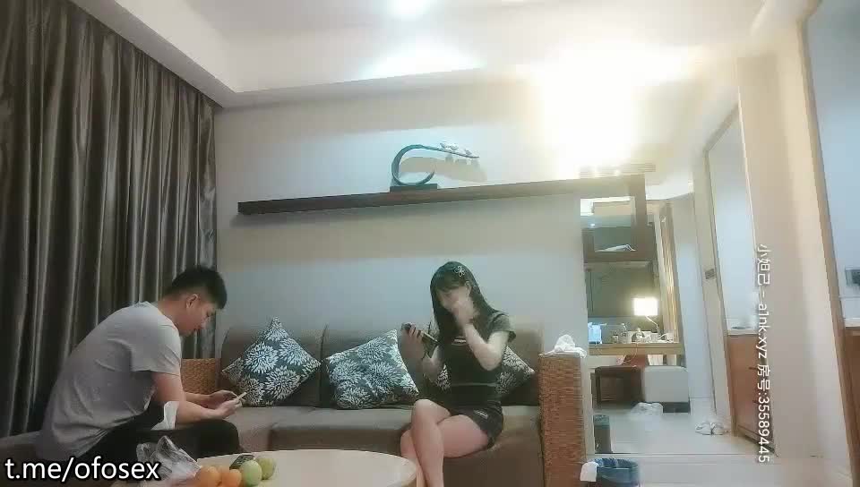 约了个高颜值甜美大奶妹