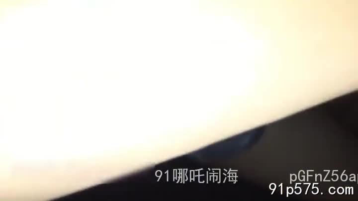 标题: 这个少妇也太骚了！在她宿舍里操她！收藏: 70作者: #91哪吒闹海 关键词: #少妇 #太骚 #宿舍