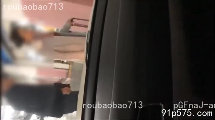 标题: 给空姐老婆找个单男缓解一下压力收藏: 137作者: #roubaobao713 关键词: #空姐 #老婆 #找个 #单男 #缓解 #一下 #压力