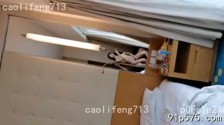 标题: “镜子里的我好骚啊 你喜欢这样操我吗”收藏: 194作者: #caolifeng713 关键词: #镜子 #喜欢 #操我