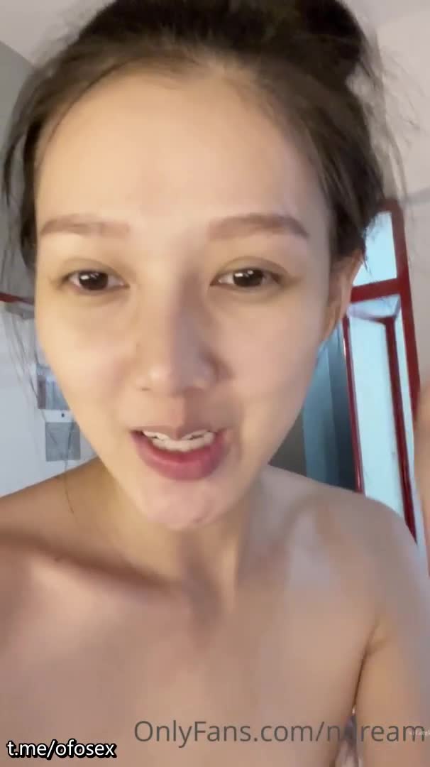 甜美清纯系极品美人儿脸红女神 Ndream 顶级白虎 一线天嫩穴 闺蜜齐上阵 JK制服点此查看更多