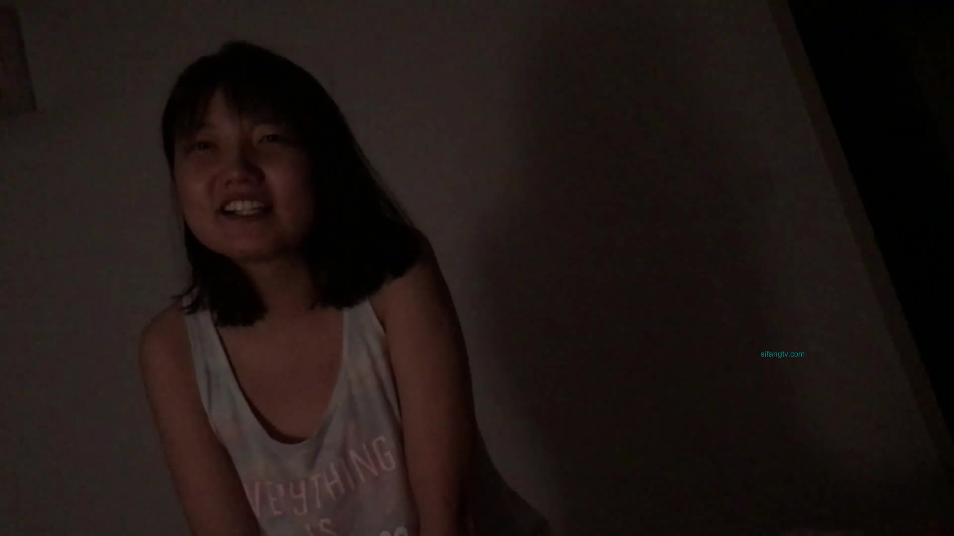 #泄密 #铂金版  铂金版泄密第八集。铂金版就是精挑细选出来的 清晰度、颜值 、看点、都必须非常好的。均为国内各大网盘的泄密视频 ，均是高颜值女友，高撸点作品。27对男女 31部速游VPN跑满千兆只做最快