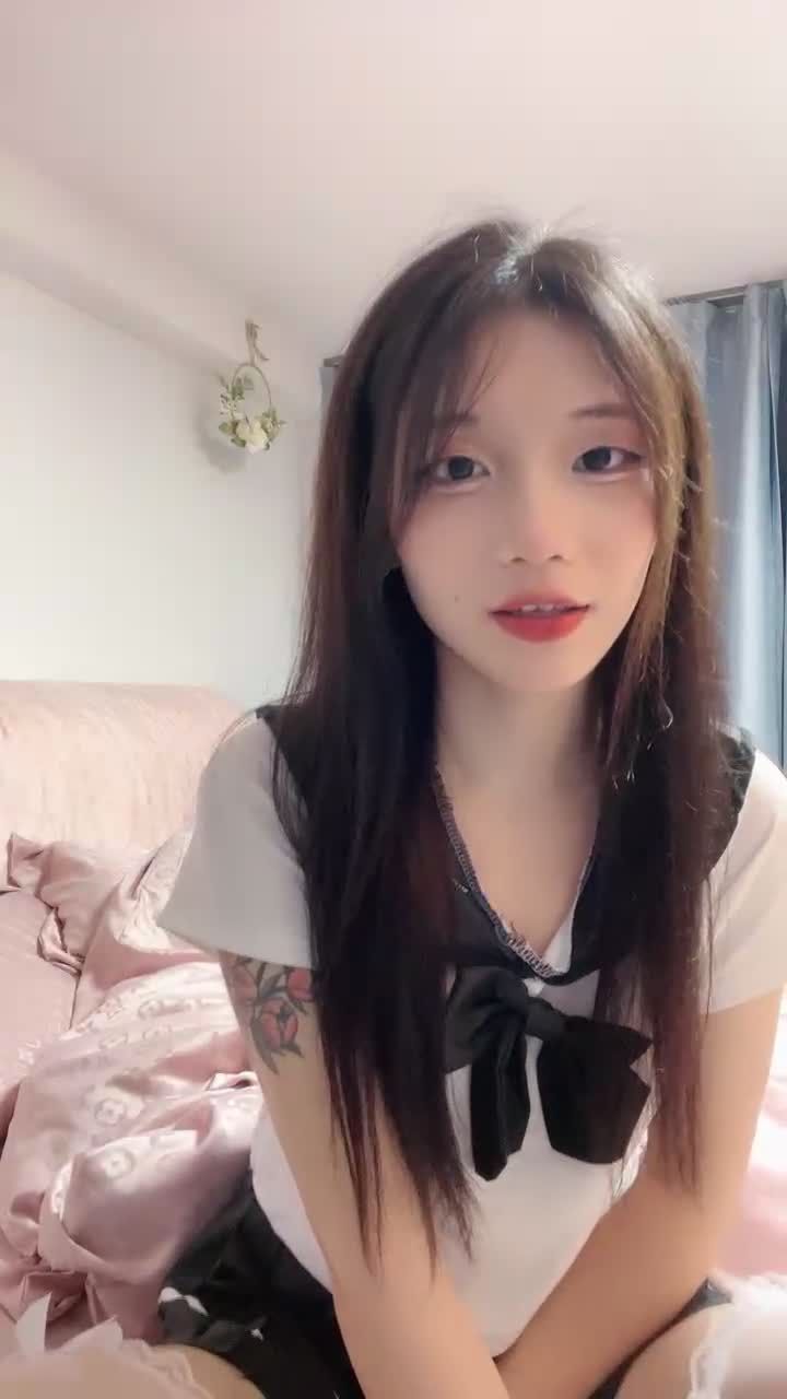 小御回家 文静乖巧甜美！学生制服收费房