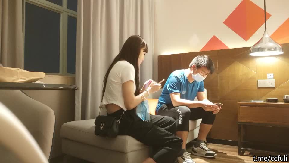 ，19岁嫩妹，小萝莉娇俏可人，粉嘟嘟惹人爱，换上JK网袜，诱惑勾人太刺激 ,#主播探花 #探花兼职 #91探花