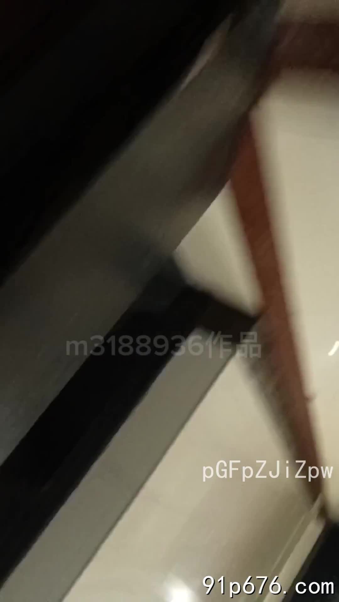 标题:  落地窗人妻穿瑜伽裤老爹鞋和我在闻偃隐龙弯公寓楼道野战收藏: 525作者: #M318893612 关键词: #落地窗 #人妻 #瑜伽 #老爹 #隐龙 #公寓楼 #野战