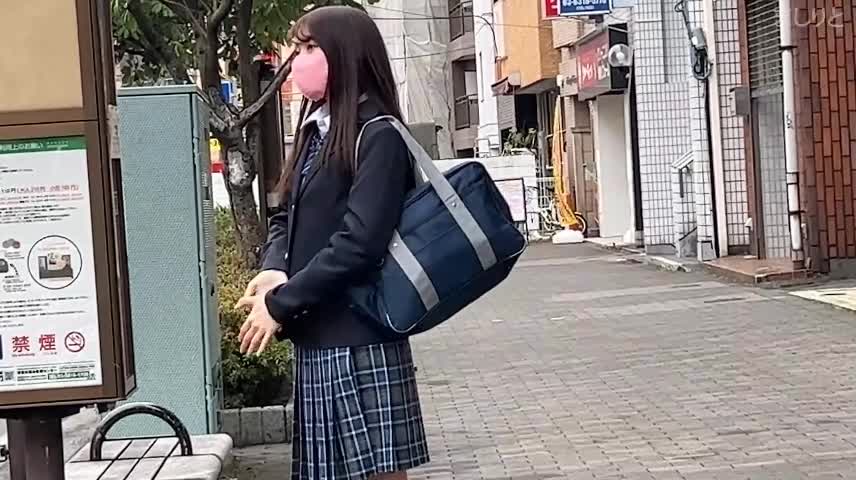 【日式mj】 潜入高颜值长腿美女住所安装摄像头偷窥家中洗浴 趁机迷晕任意玩弄颜射