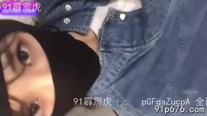 标题: “臭婊子快给老子口”优衣库试衣间校花给学弟口交#广告合作 @cypdp。每天更新视频，大家多分享给朋友。不限制转发分享和下载。关键词: #婊子 #老子 #优衣库 #试衣间 #校花 #学弟 #口交