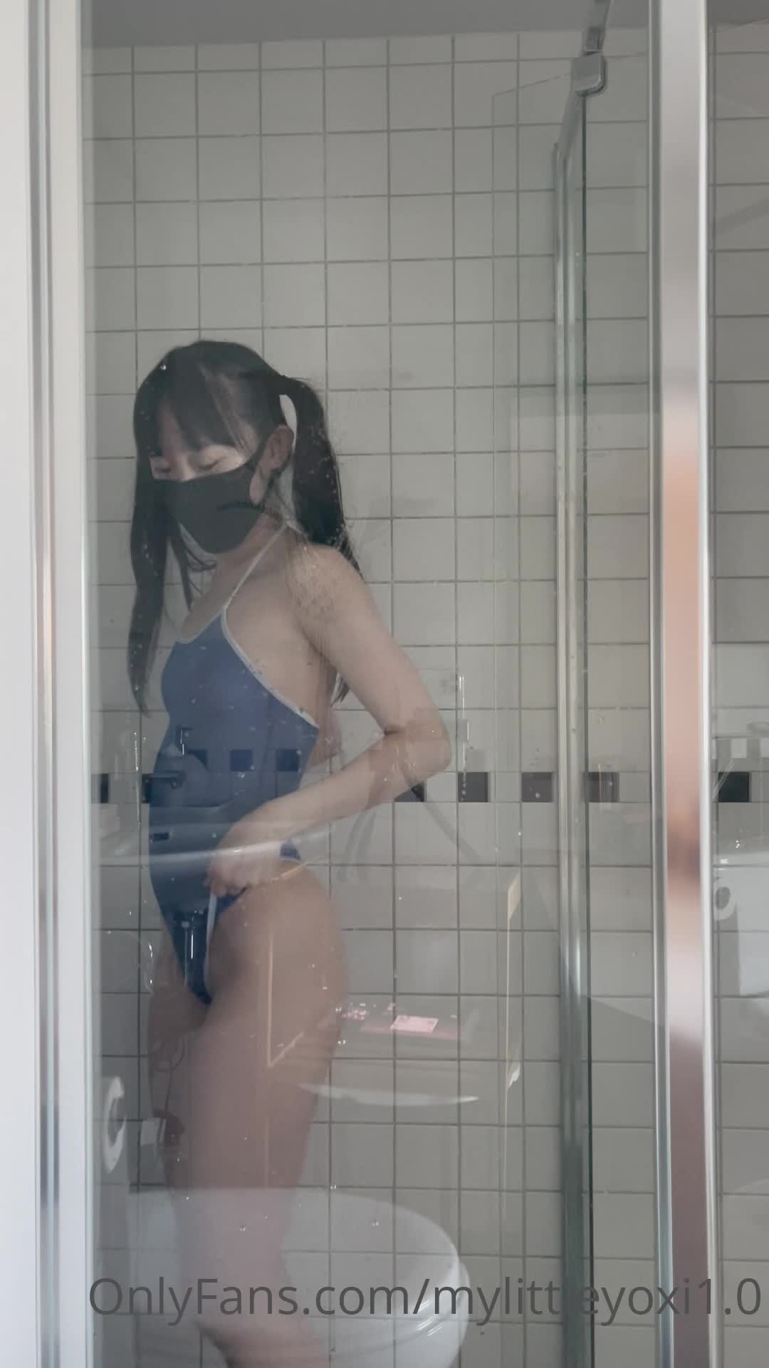 #反差 #母狗 #调教 #丝袜 #喝尿 #高跟鞋 #奶子极品 母狗 调教