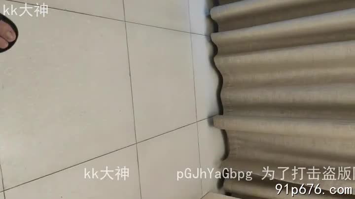 标题: 全网疯求的淫荡人妻！勾搭老公好兄弟出来喝酒约炮！收藏: 420作者: #kk大神    关键词: #网疯 #淫荡 #人妻 #勾搭 #老公 #兄弟 #出来 #喝酒 #约炮