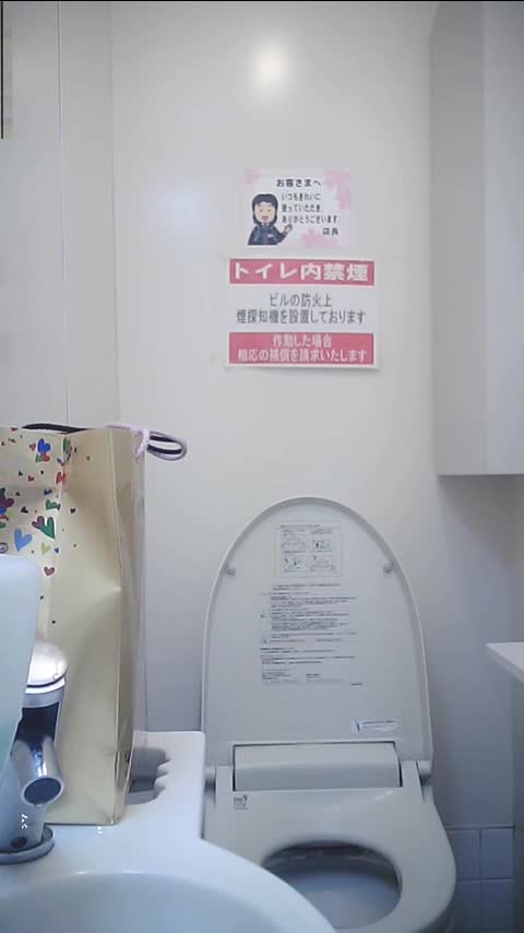 日本美容院厕拍 都是美女