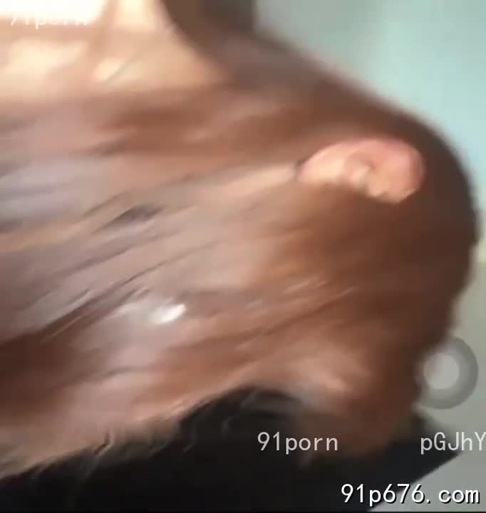 标题: 吃瓜重磅泄密 抖音网红和大长屌男友激情抽插喷水收藏: 323作者: #gonganhuojing 关键词: #吃瓜 #重磅 #泄密 #抖音 #网红 #大长 #男友 #激情 #抽插 #喷水