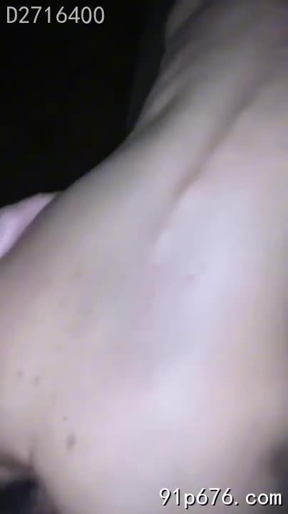 标题: 漂亮美女吃鸡啪啪 小穴抠的淫水泛滥 被无套猛怼大白天在家捂着嘴都不敢收藏: 93作者: #D2716400    关键词: #漂亮 #美女 #啪啪 #小穴 #淫水 #泛滥 #无套 #大白天 #在家 #捂着 #不敢