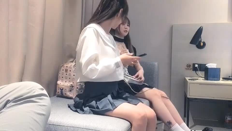 #探花双飞 #双飞 #双飞 两个穿制服的小姐姐星濠娱乐城首存包赔二选一