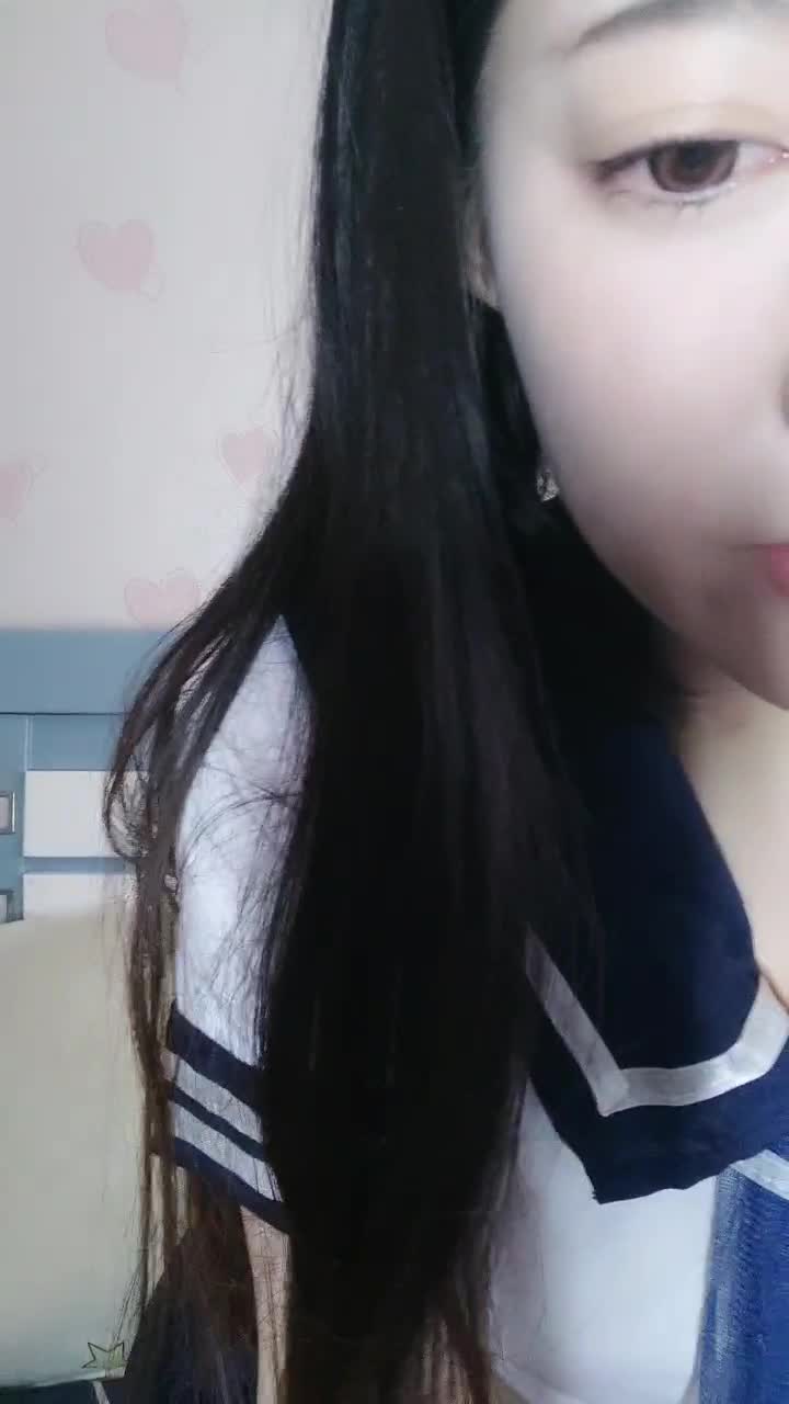 #想要爸爸抱 学生制服诱惑，没穿内裤掰穴特写，假屌快速抽插星濠娱乐城首存包赔二选一