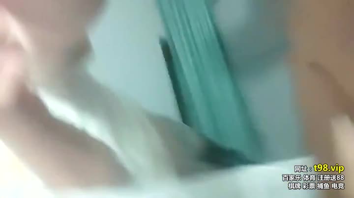【开心探花】搞熟女技师骑在身上按摩摸摸搞搞口硬骑乘位翘起屁股后入