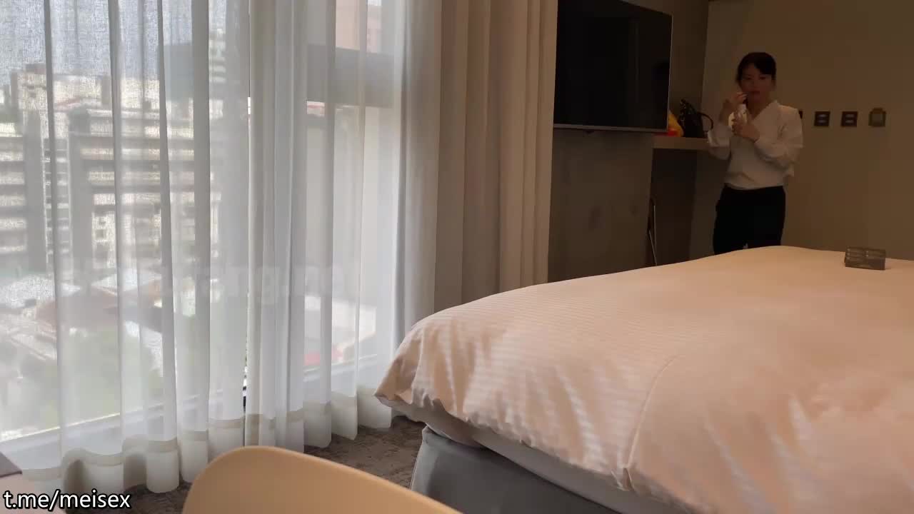 【#南橘子】约炮身材苗条的台中少妇️猛抠她的小骚B已经受不了了 完美露脸点此查看更多