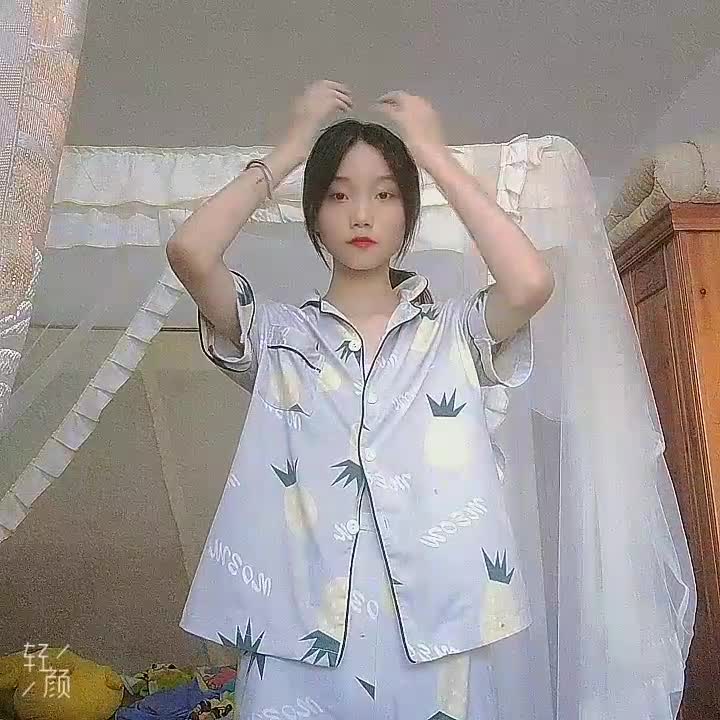 #中学生 #少女 #自拍速游VPN跑满千兆只做最快
