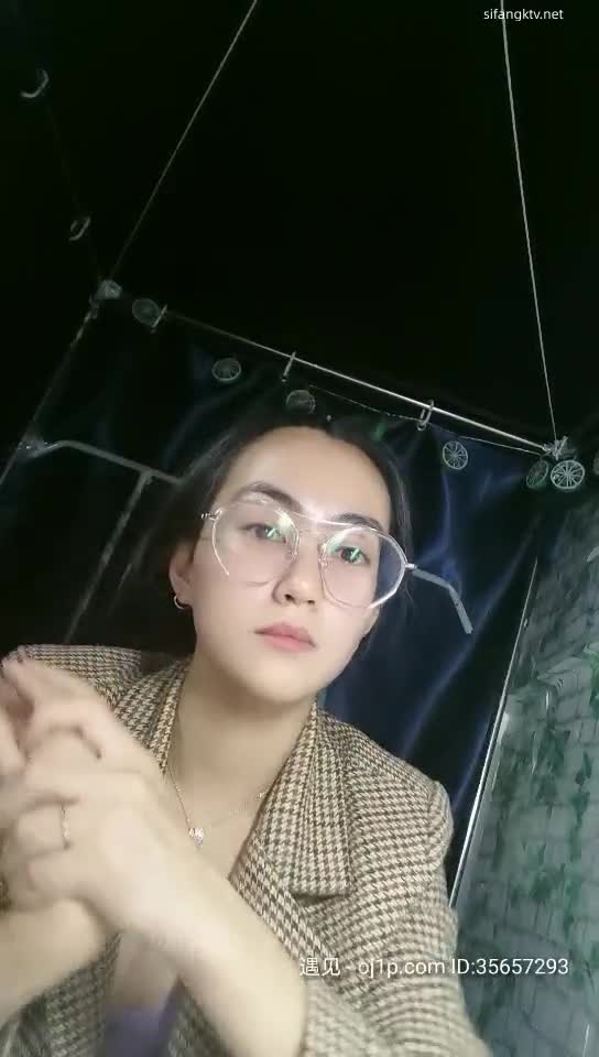 高颜值，安徽师范，女大学生， #梵生，各种类型信手拈来，玩得就是反差群内不仅可以找后续和bt资源，还有你想的那种资源
