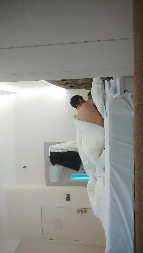 【#爱情故事】11-25网恋奔现，泡良达人，最新斩获33岁离异少妇，第二炮，休息后不能放过，浪叫连连激情四射速游VPN跑满千兆只做最快