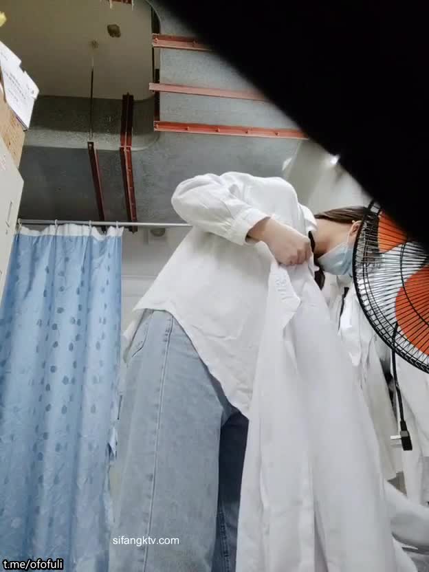 精品泄密️广西小护士淫荡少妇上班脱衣露出+啪啪+自慰+洗澡#反差泄密点此查看更多