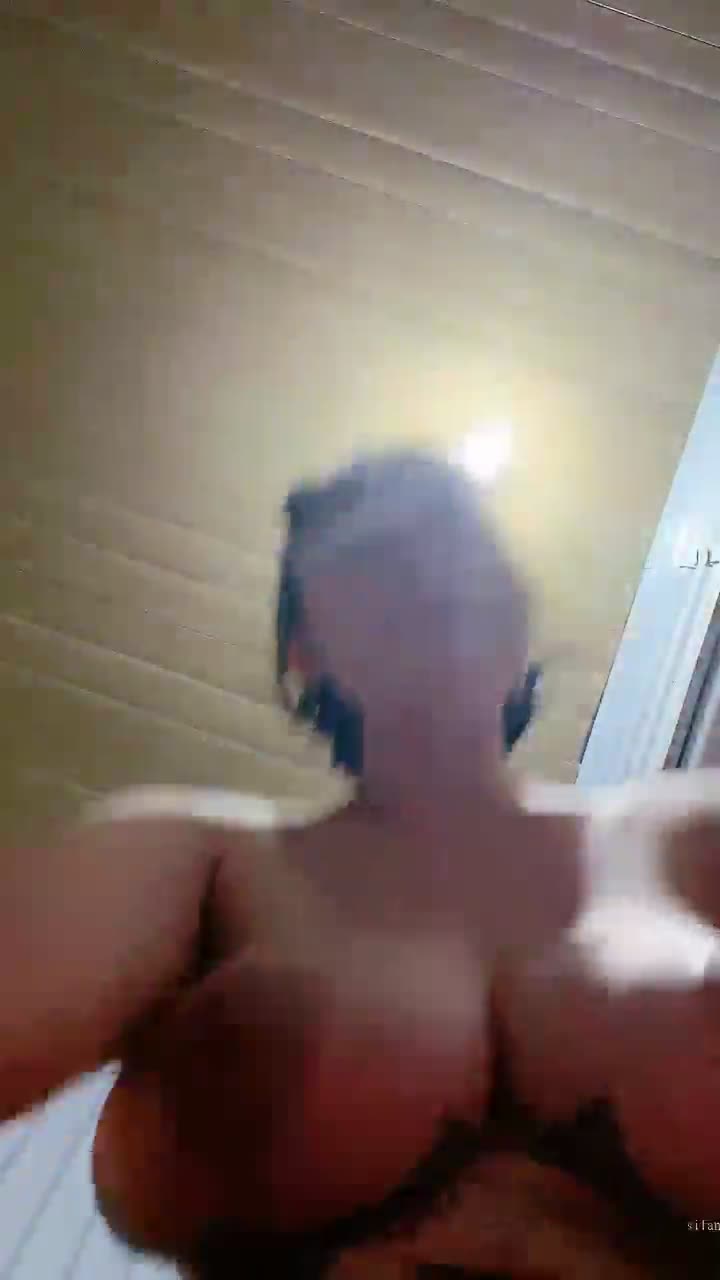 【#大奶羊】哺乳期骚少妇 超级大奶子~肥臀巨乳~扣穴自慰~爽点此查看更多