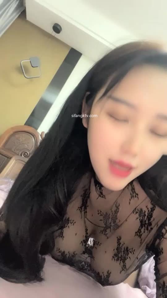 #178小宝贝 巨乳丰臀极品少妇~户外漏奶~道具自慰