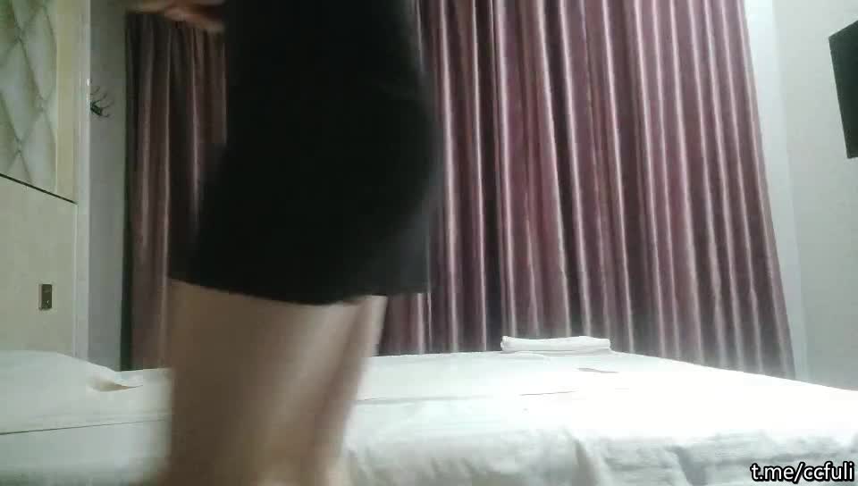 #国产 #探花 #小马寻花国产精品 [小马寻花] 04-26足浴会所撩妹差点被学生制服靓妹套路, 深夜才搞来个女技师体验莞式一条龙服务