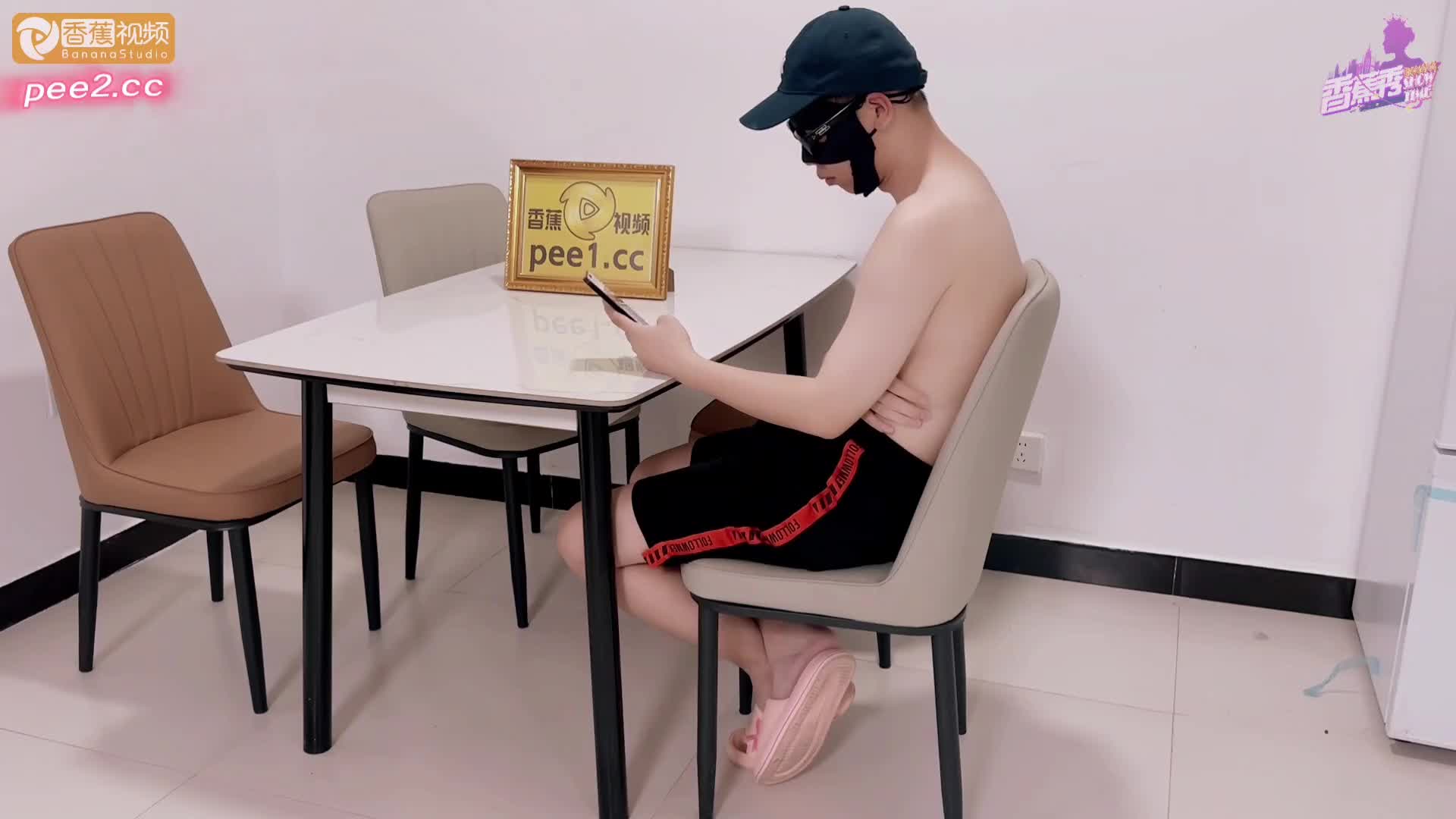 XJX-375 性感女技师特殊服务, 舔摩舔蛋蛋!