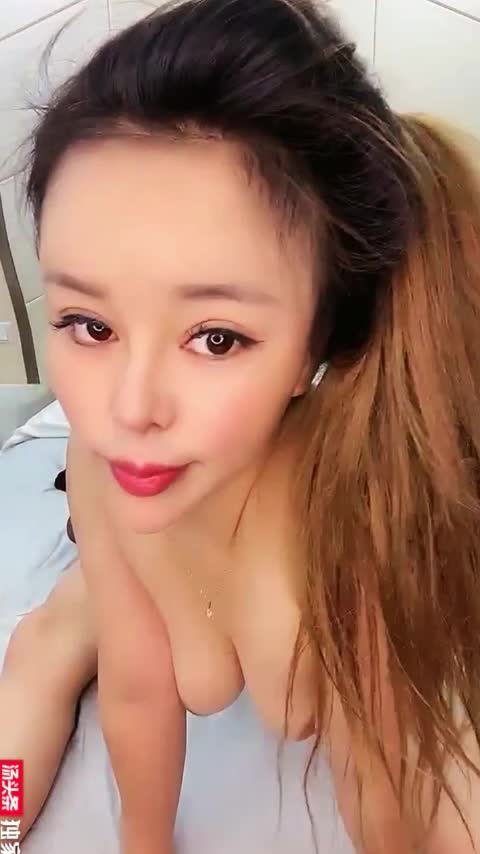 『第一色』 小娜娜，黑丝气质骚少妇，多姿势啪啪，用手掰开黑木耳，里面还是粉嫩的，最后内射 #调教