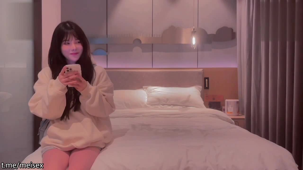 粘人小少妇浪叫声声震天