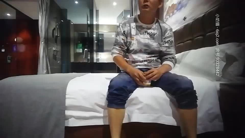 鸭总侦探 会所短裙少妇