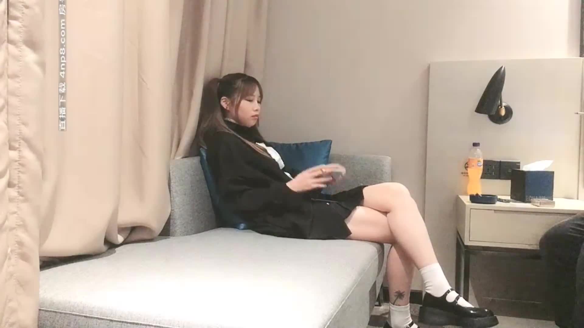 [ #太子探花] 双马尾黑裙萌妹子, 69姿势口交近距离拍摄上位骑坐抽插猛操