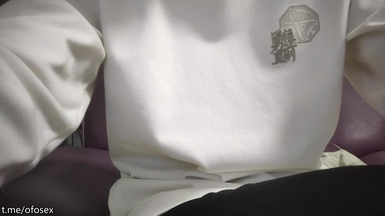【#探花精选】外围女探花八戒酒店约操高颜值外围学生妹，前凸后翘口活一流