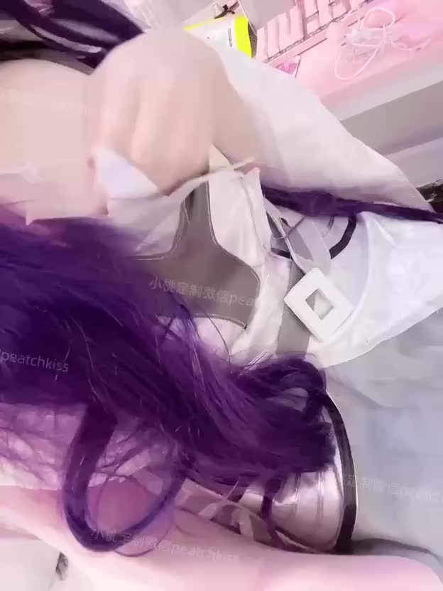 【精淫社区】#福利姬 #小桃小桃 - 推特福利姬 绝版视频合集26部 -1精品会员群办理：@jysqA_bot查看更多精彩内容：@jysqVIP