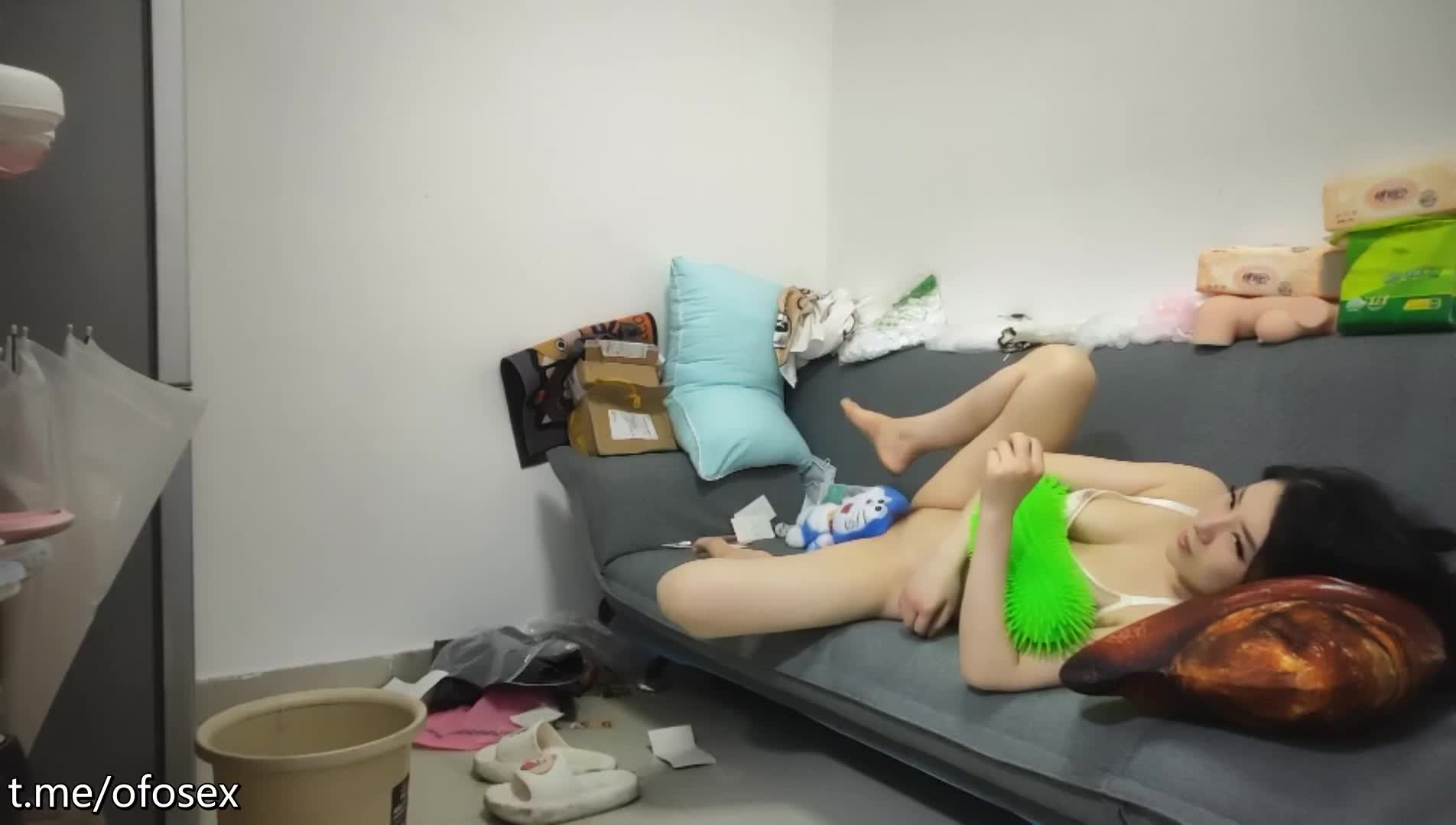 顶级车模场，大长腿，明星脸，极品女神闪亮登场