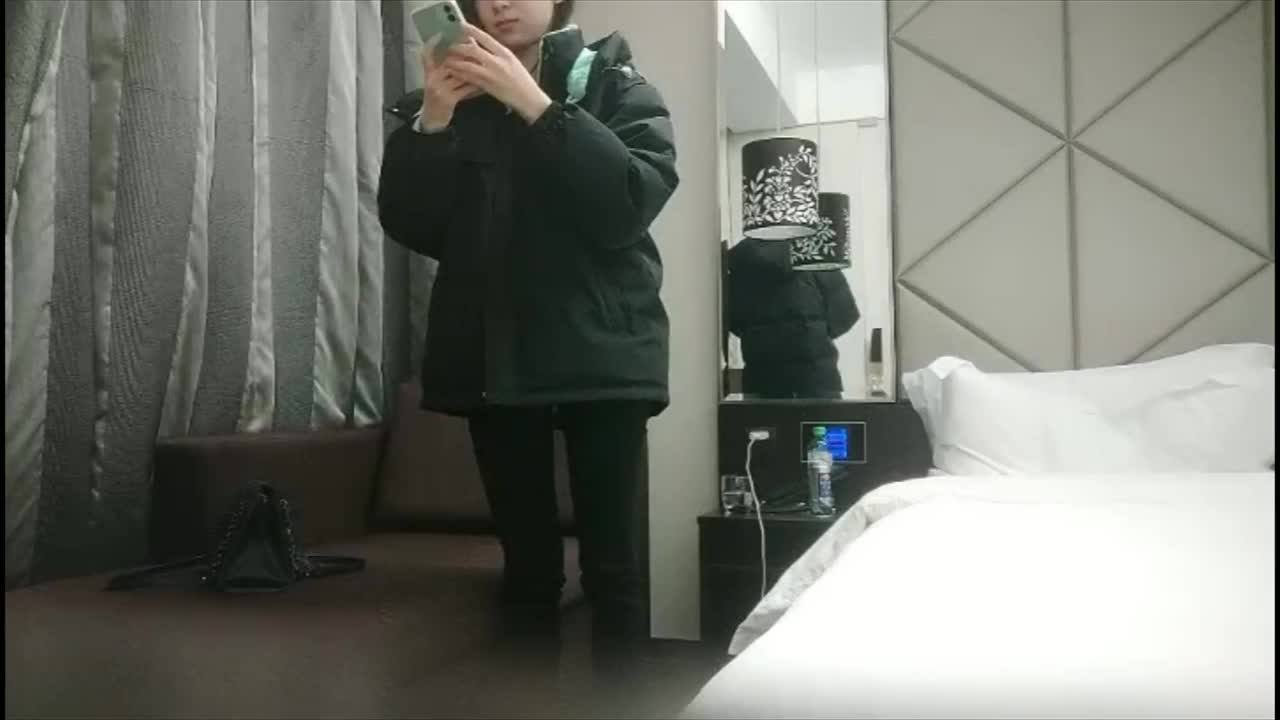 知性美女，69姿势揉搓美穴，好紧和橡皮筋箍住一样
