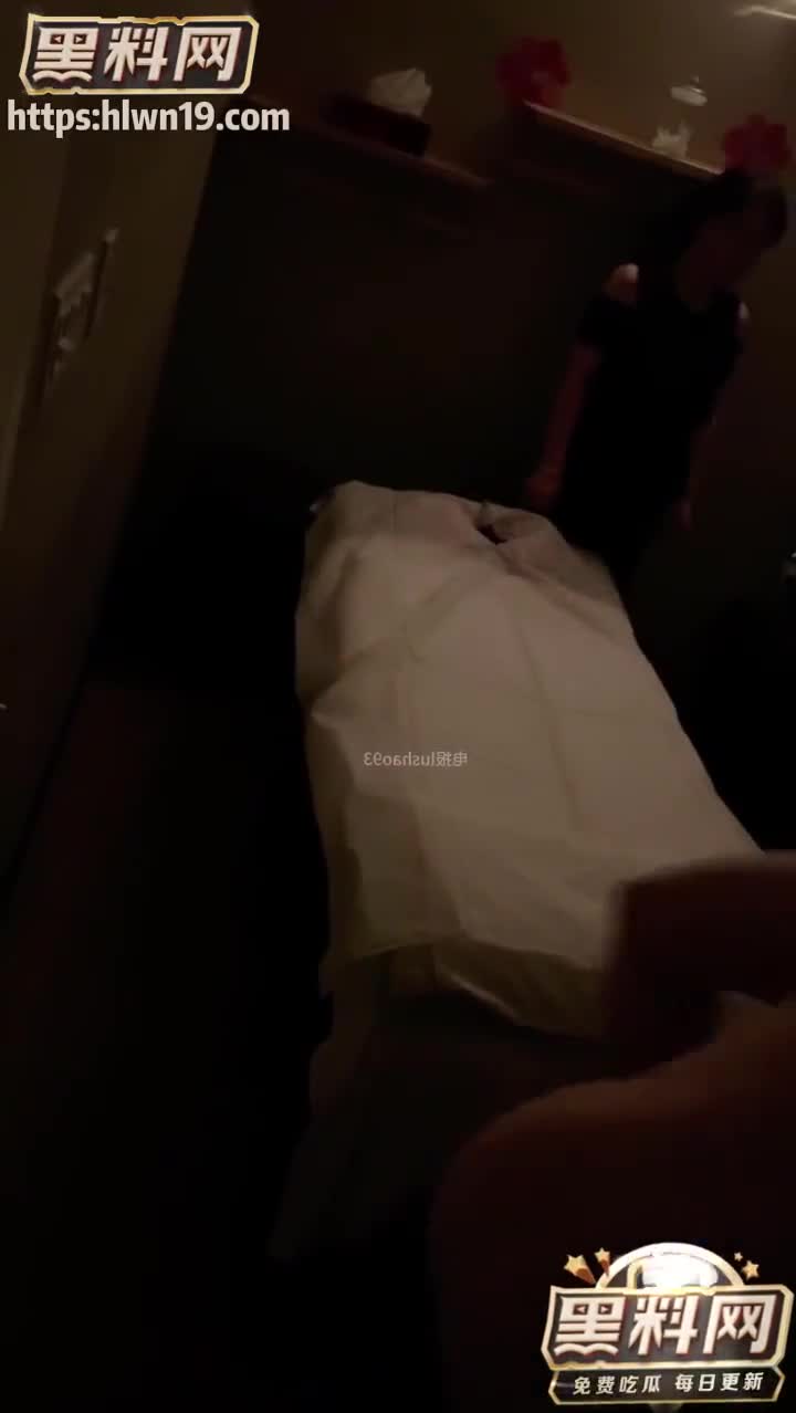 老外体验中国特色按摩全裸互摸感受抓龙筋之美舒适至极简直无法抗拒!