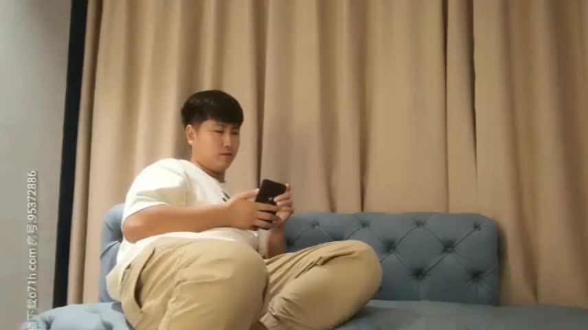 【小宝寻花】深夜场极品性感妹子，舌吻口交调情扣逼自摸骑乘猛操