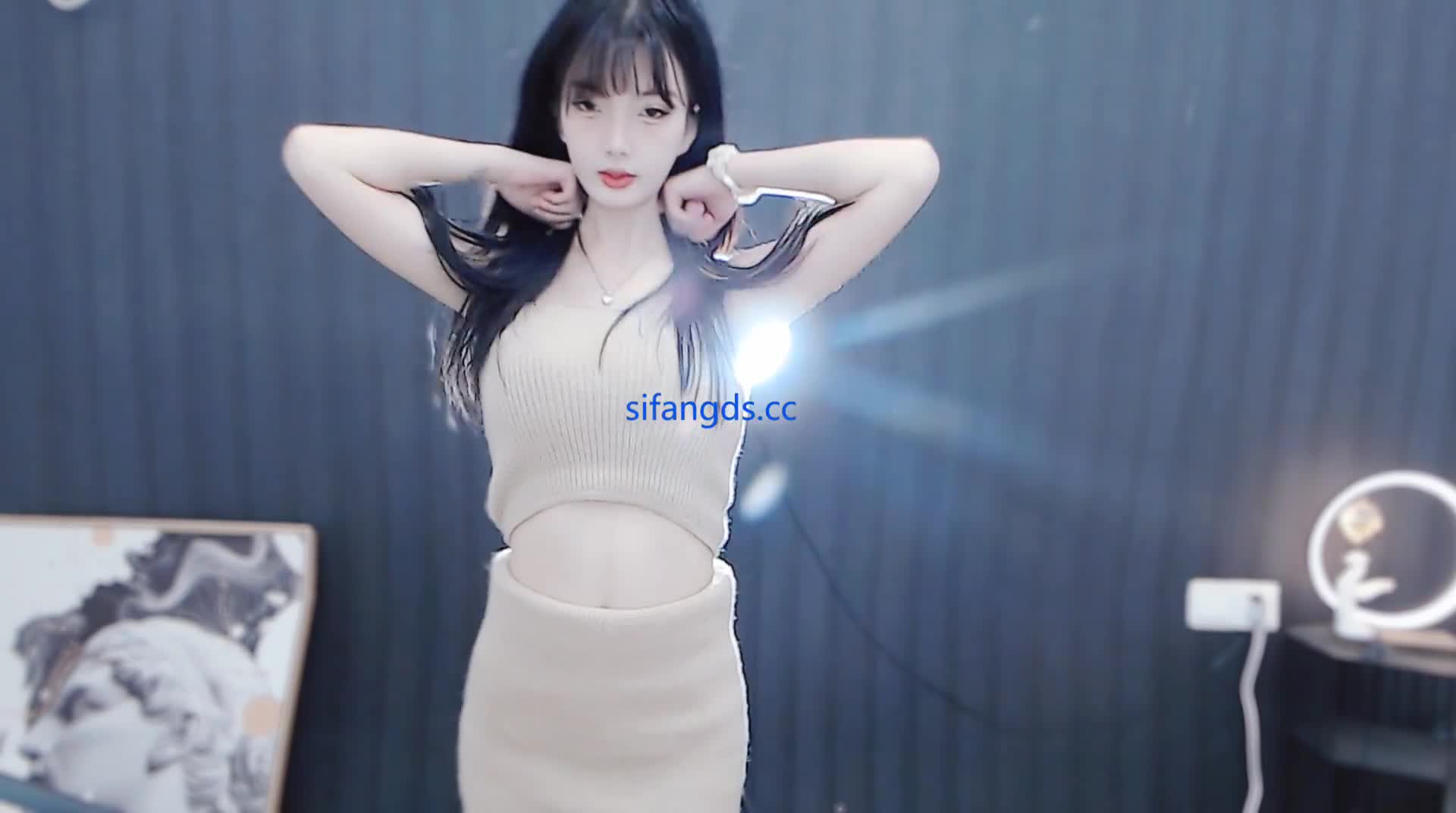 【精淫社区】#福利姬 #CC #梦甜 裸舞自慰精品会员群办理：@jysqA_bot查看更多精彩内容：@jysqVIP