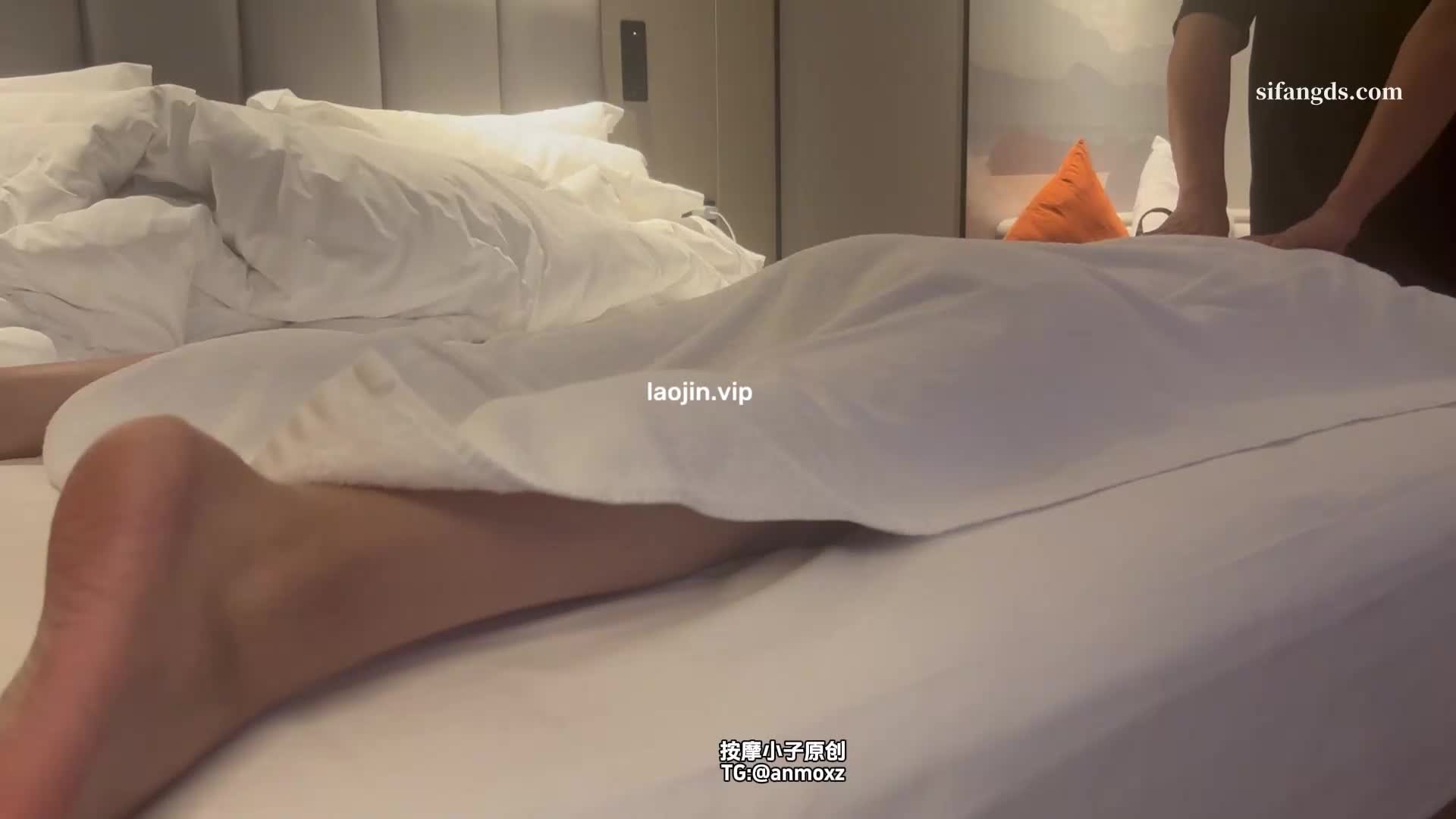 2025.6.15，【按摩小子】，00后小白领，170长腿美女身体敏感嫩出水，有洁癖事儿真多，对白精彩搞笑