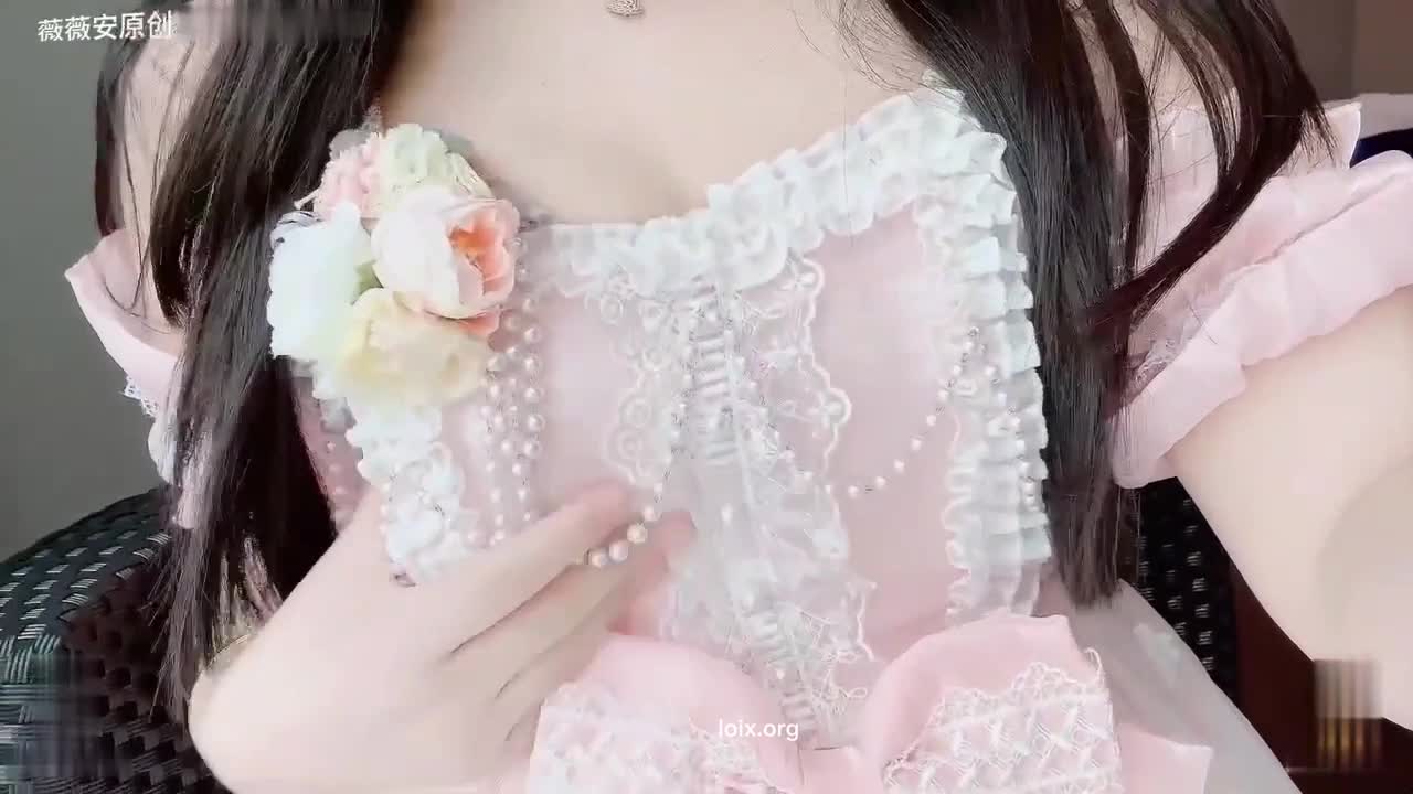 【精淫社区】#福利姬 #薇薇安 白丝洛丽塔 精品会员群办理：@jysqA_bot