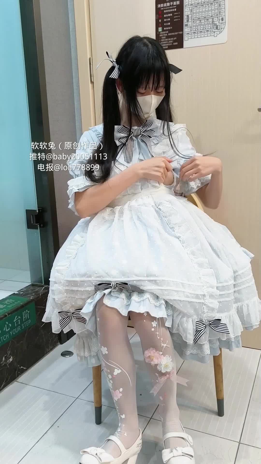【精淫社区】软软兔—黑丝莉莉丝+爱丽丝洛丽塔妹妹+兔缘之空 旗袍妹妹 #软软兔 #洛丽塔 #少女精品会员群办理：@jysqA_bot查看更多精彩内容：@jysqVIP