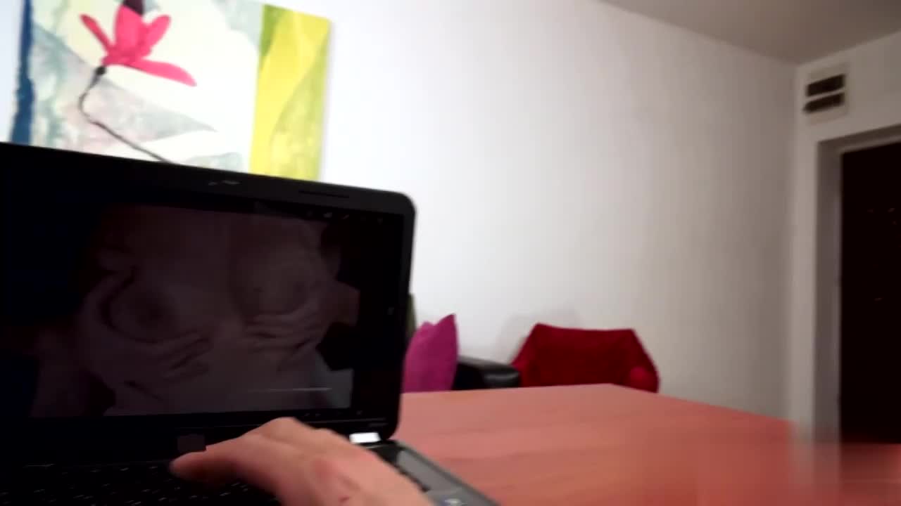试镜面试变成了 POV 性爱