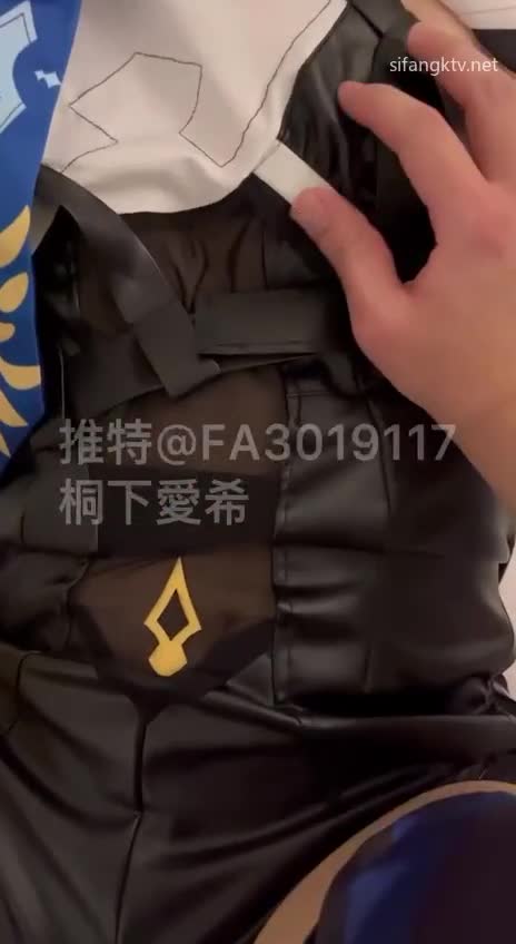 #桐下爱希 最新套路coser素人足交啪啪五部 各种操遍衣着极品嫩逼萝莉
