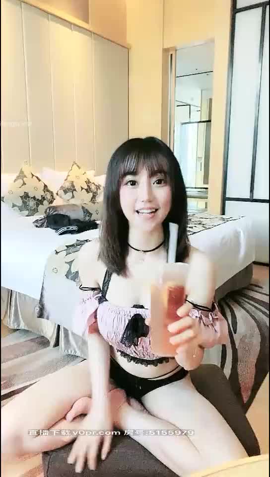 #反差 #露脸 #大学 #学生 #美女 #开房 #啪啪 #真实 #自拍 #床上 #真的 #小姐 #姐姐 #福利 #资源 #me拜金反差大学生美女冠冠与四眼富二代开房啪啪啪真实露脸自拍床上的她是真的骚边嗲叫边喊好深啊超多小姐姐福利资源