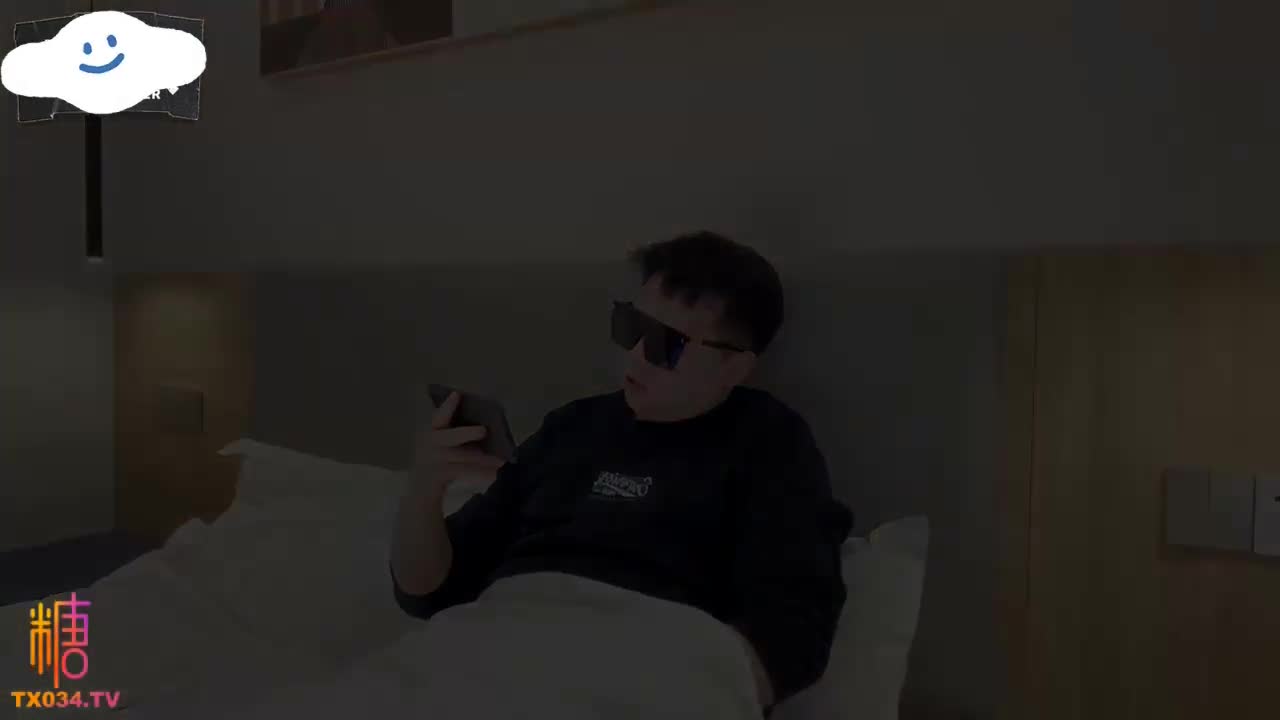 #糖糖【乱伦】淫过年之淫荡姐姐的新年茎喜弟弟终于上了梦寐以求的亲姐姐