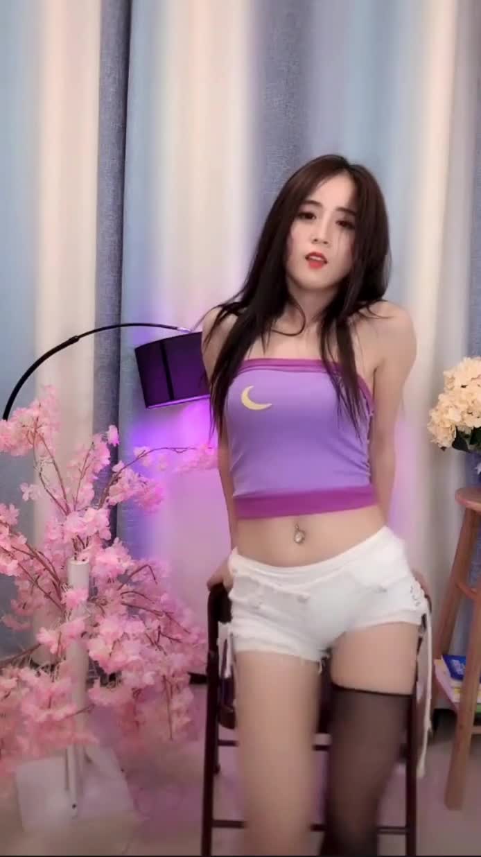#快手录屏 #灵儿灵儿会员群更新5V点此查看更多