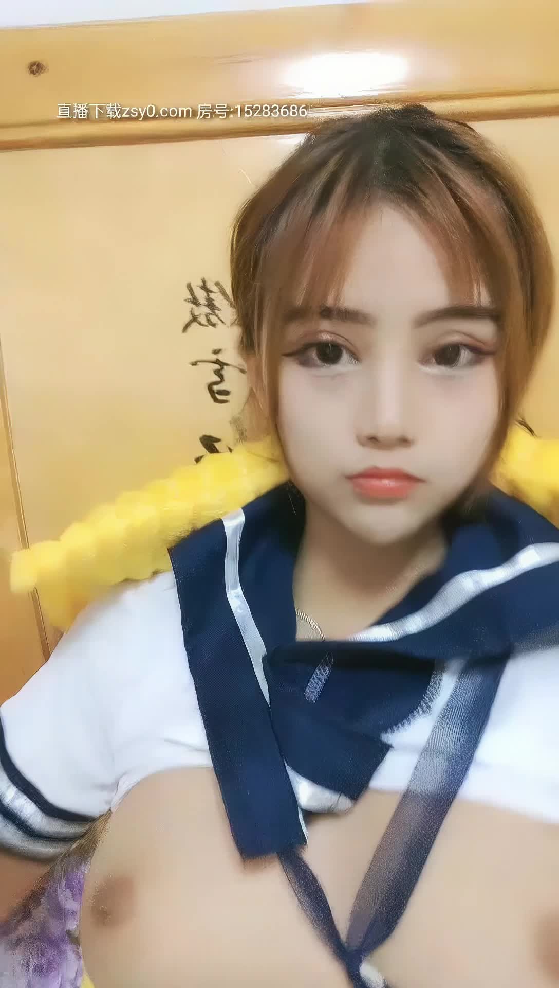 花臂纹身萌妹新主播自慰啪啪点此查看更多