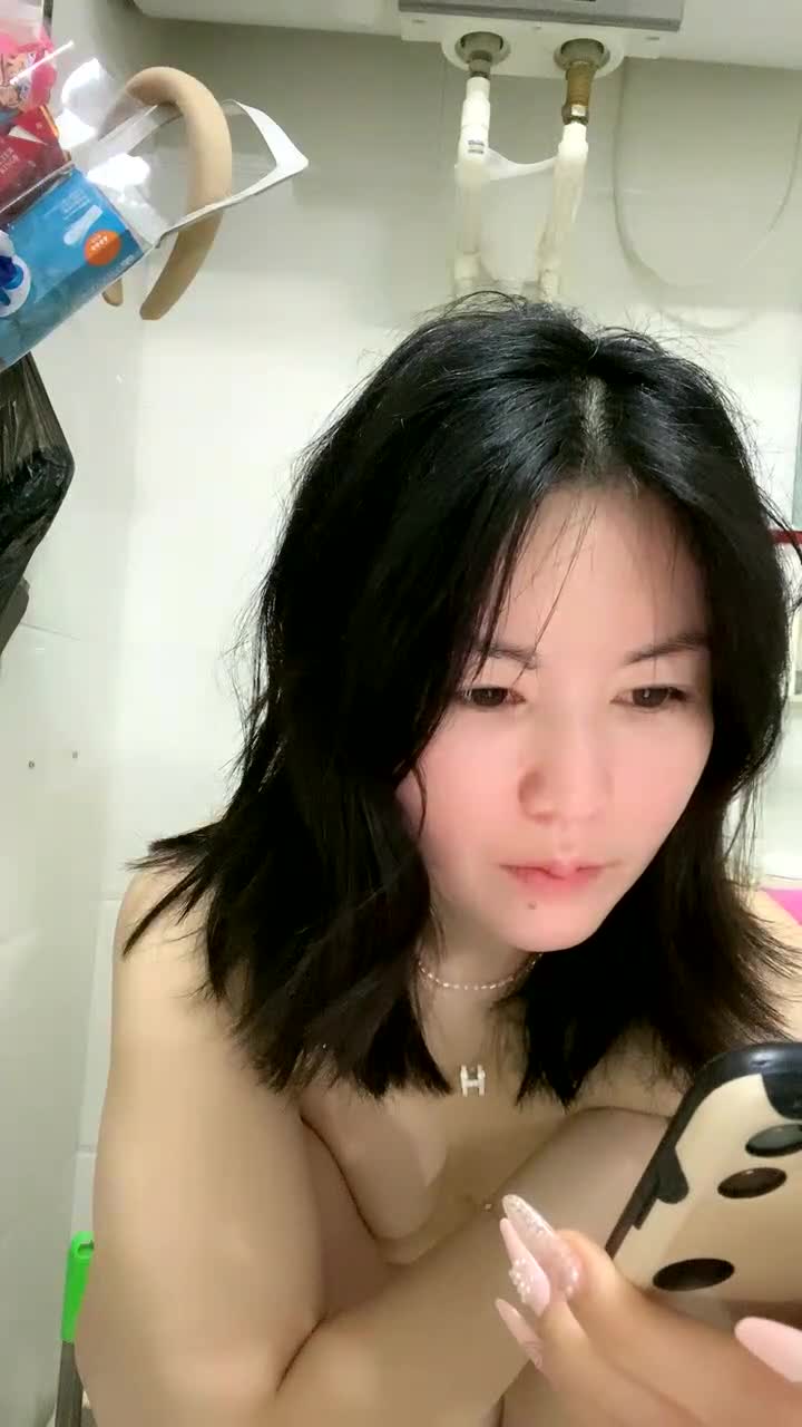粉嫩少婦她很孤獨直播福利2023423(2)